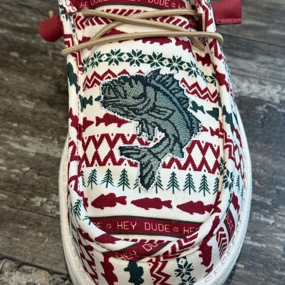 Hey Dude Shoes Mens Size 9 Wally Merry Fishmas Sweater Lace Up Loafers Comfy NEW - Picture 3 of 12